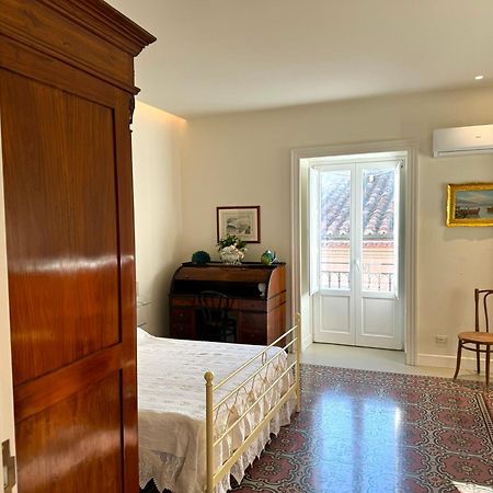 チェファルVittorio Emanuele Street Houseアパートメント エクステリア 写真